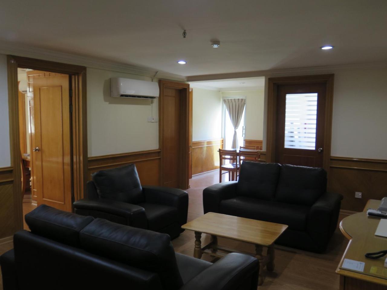 Sea View Resort Hotel & Apartments Kuala Belait Eksteriør billede