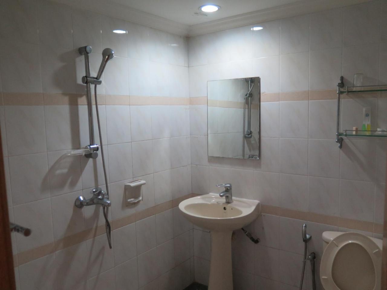 Sea View Resort Hotel & Apartments Kuala Belait Eksteriør billede