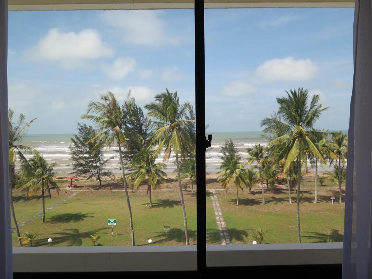 Sea View Resort Hotel & Apartments Kuala Belait Eksteriør billede