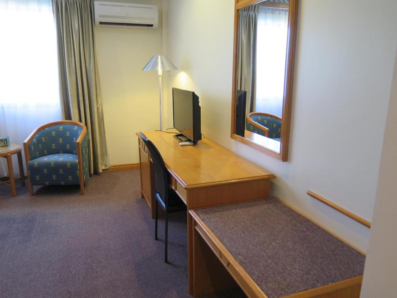 Sea View Resort Hotel & Apartments Kuala Belait Eksteriør billede