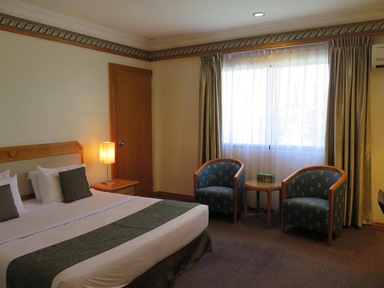 Sea View Resort Hotel & Apartments Kuala Belait Eksteriør billede